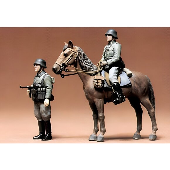 Tamiya 1/35 Scale Wehrmacht Mounted Infantry Set Military Miniatures - Picture 1 of 7